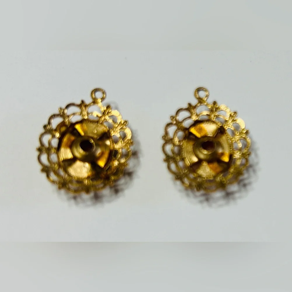 Earrings, cameo with coral background, gold filigree. Very old. - Picture 2 of 2